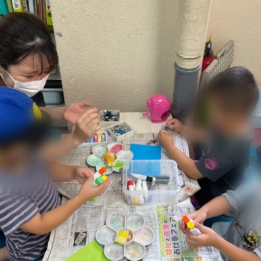 専攻科福祉専攻最後の卒業生から、元気で頑張っているとの便りが届きました！