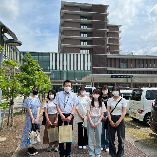 キャリアプランニング科矢島ゼミの学生たちが、豊川市民病院見学をさせていただきました。