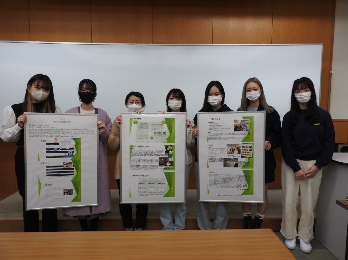 豊川市民病院見学の記録を中心にパネルにまとめて発表させていただきました。
