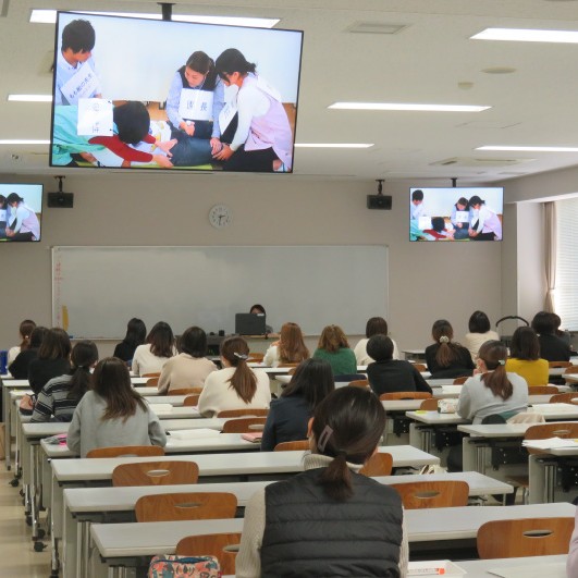 ～地域の健康を支える活動～ 食物アレルギーをもつこどもとその家族が 健やかに安心して暮らせる環境づくりを目指して！