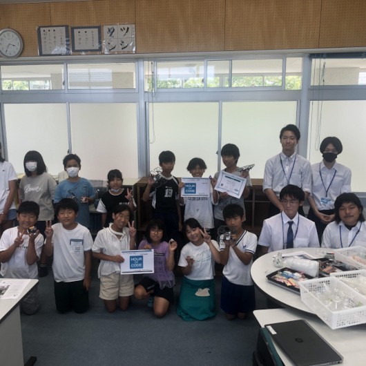 Hour of Code 夏休み プログラミング in 豊橋創造大学を開催しました（今井プロジェクト）