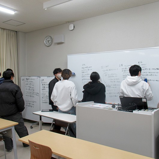 経営学科2年生・基礎ゼミナール2　後半実施報告