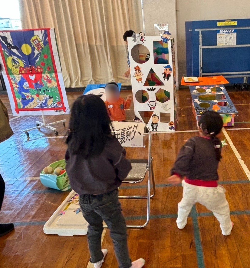 わいワクひろばの遊具の寄贈