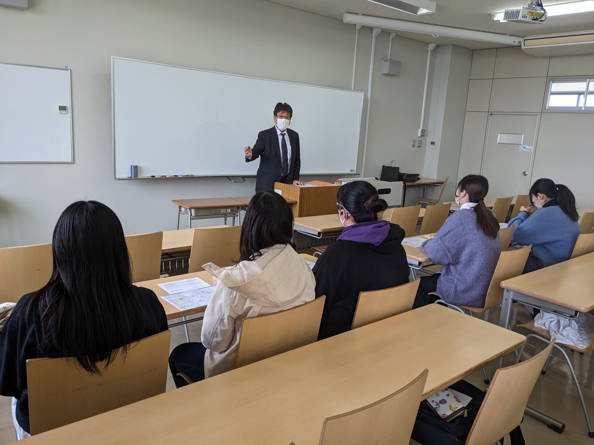 「外国人技能実習制度」の現状と課題について(キャリアプランニング科井原ゼミナール)