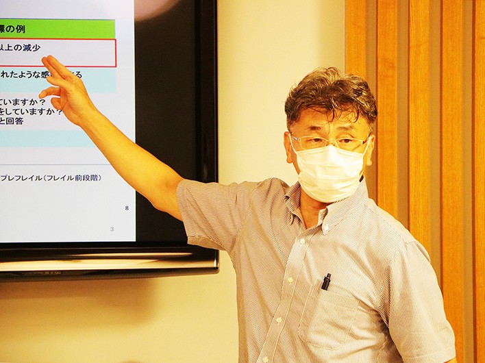 「住まい・暮らしの情報サイト　SALAつむぎ」に理学療法学科八木幸一教授のコラムが掲載されました