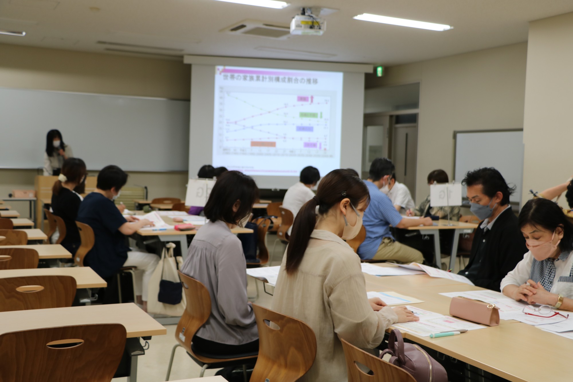 看護学研修センター研修会第1回「家族支援の事例研修会」を開催しました