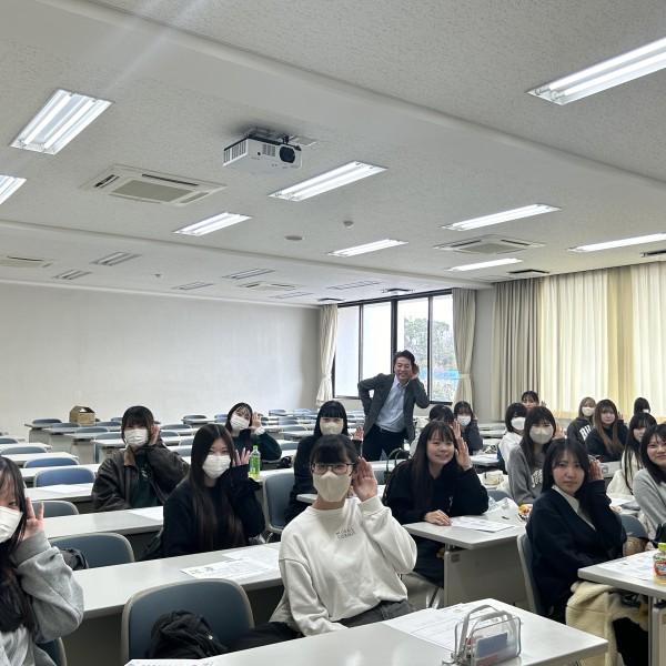 キャリアプランニング科一年生が聴き力検定講座を受講しました！