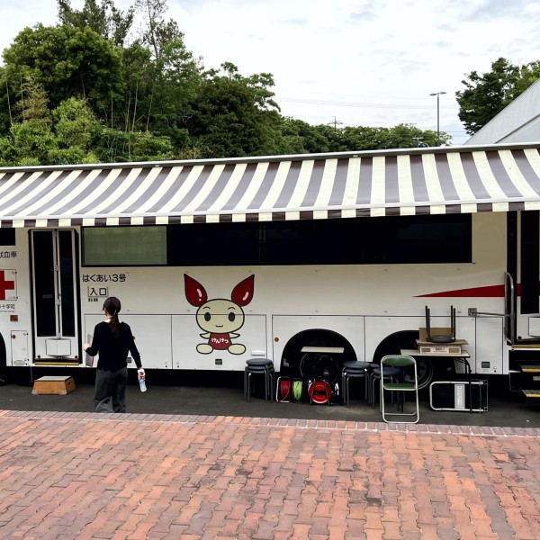 命をつなぐボランティア。学内で献血活動を行いました！
