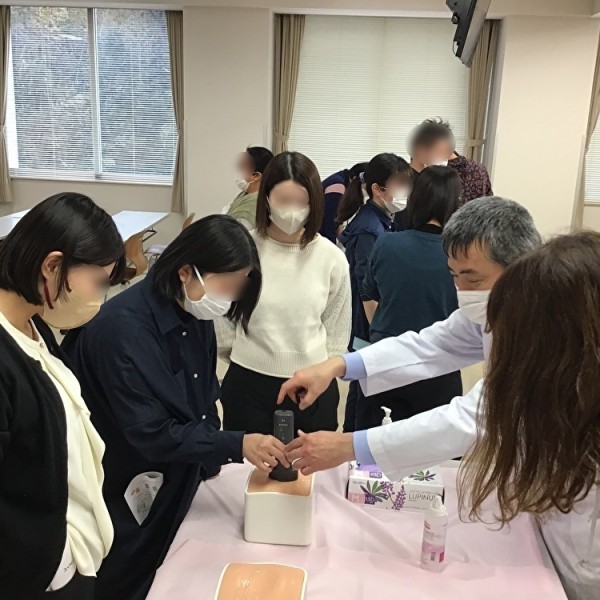 「エビデンスに基づいた摘便の知識と技術」開催
