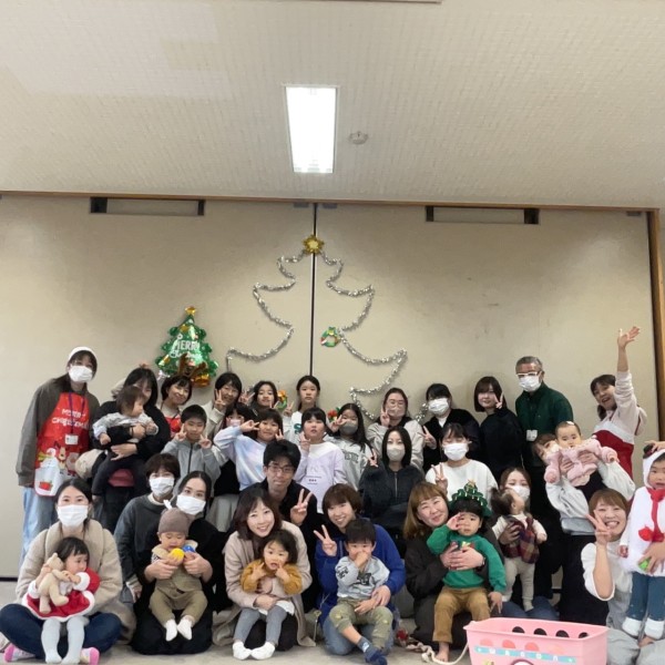 ｢すくすくクラブ｣(月二回実施)のクリスマス会　キャリアプランニング科井原ゼミナール