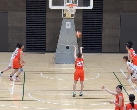 女子バスケットボール部が悲願の3部リーグ昇格を達成！入れ替え戦で名城大学に連勝