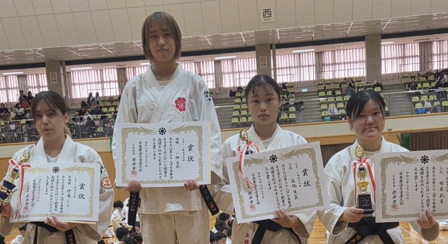 日本拳法名古屋大会　一般・大学女子の部3位に入賞しました（キャリアプランニング科）