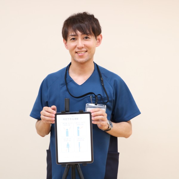 理学療法学科の教員から正しい歩き方等を学ぶ「カラダ喜ぶ健康講座」を8/29(金)に開催