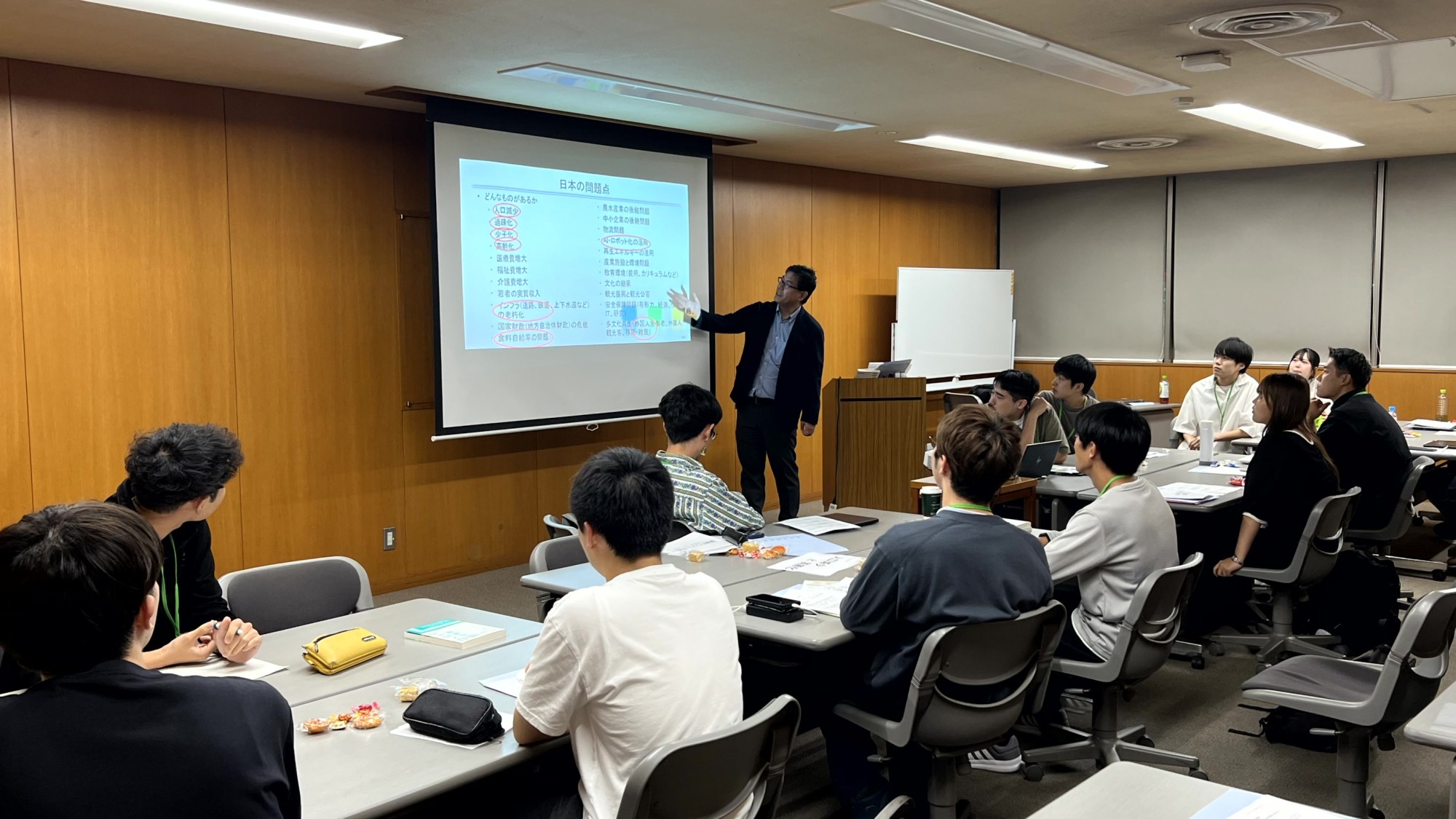 経営学部の学生が「東三河デジタル人材共創プロジェクト」学生ワークショップに参加。