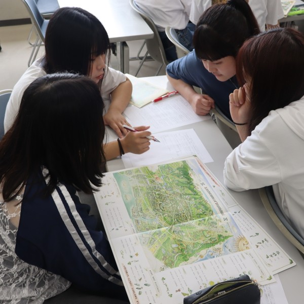 景観さがし絵を活用した豊橋らしいここちよい景観を育む活動【豊橋市×豊橋創造大学短期大学部】(幼児教育・保育科)