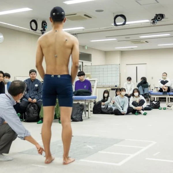 理学療法学科分野の特徴　スポーツの怪我や骨折の理学療法