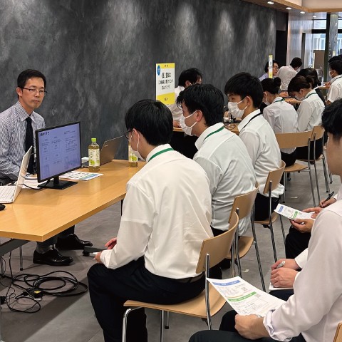 2025年度　第一回学内理学療法就職説明会を実施しました！