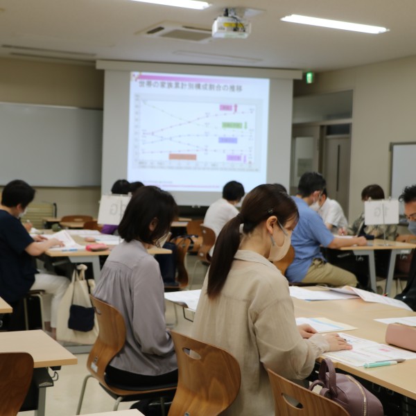 看護学研修センター研修会第1回「家族支援の事例研修会」を開催しました