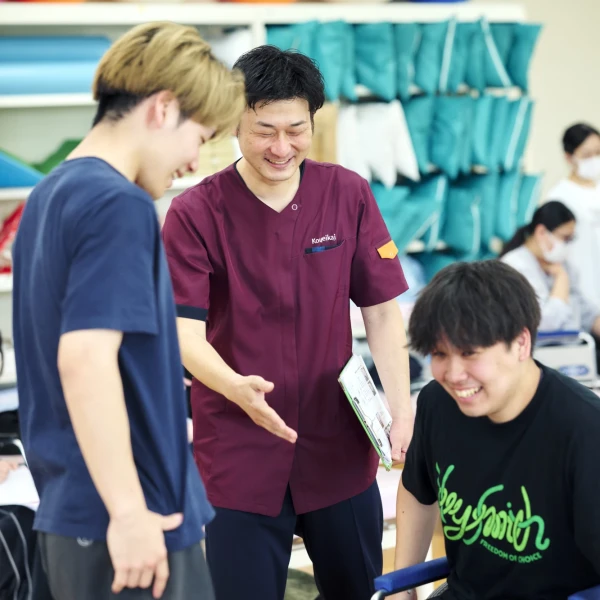 「地域で活躍する先輩たち」伊井 公一 先生